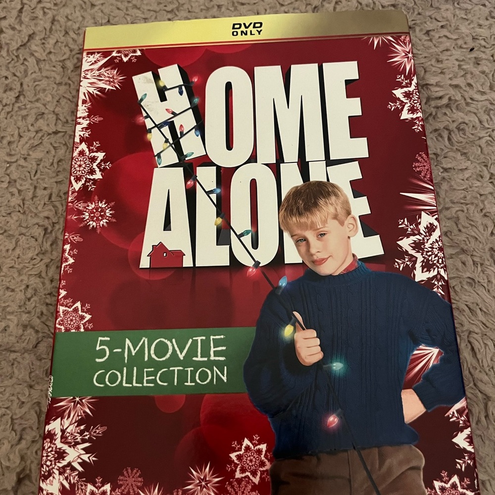 Home Alone 5-Movie Collection DVD Set - Festive Red and Gold -Sealed